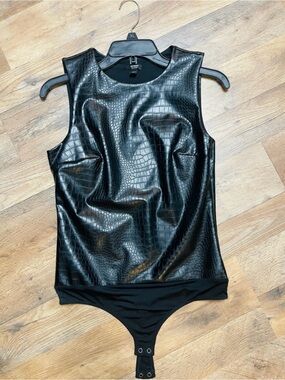 Women's Black Faux-Croc Tank Bodysuit - Express